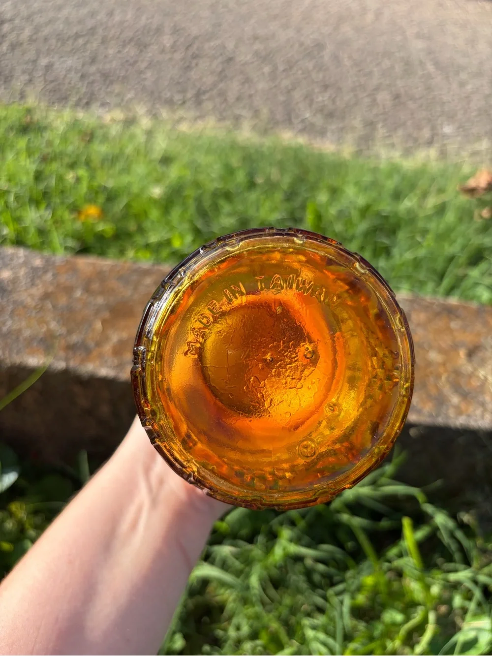 Amber Glass Decanter With Stopper
